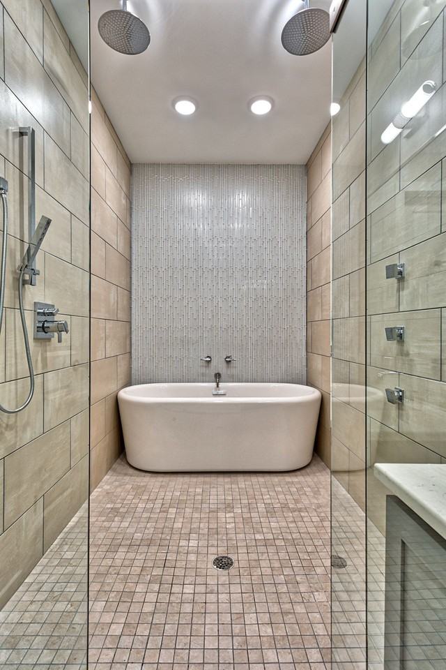 Icon - Photo 7 of 30