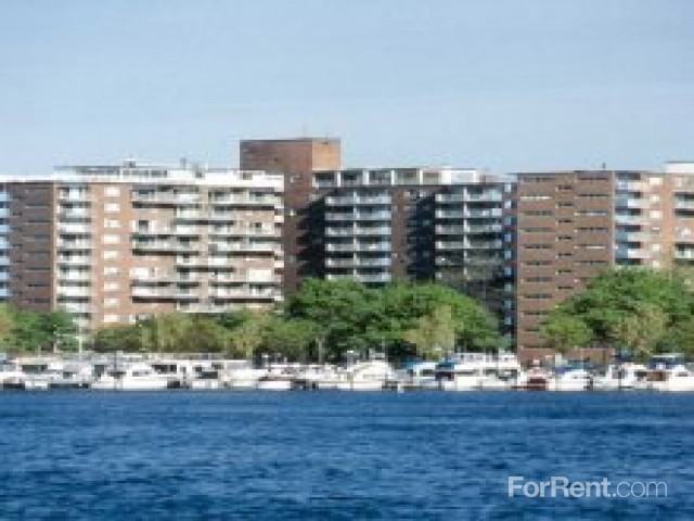 100 Memorial Drive - Photo 2 of 12