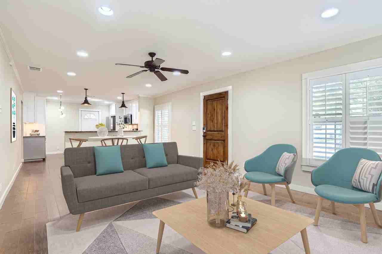 280 E Fair Oaks Pl - Photo 2 of 19