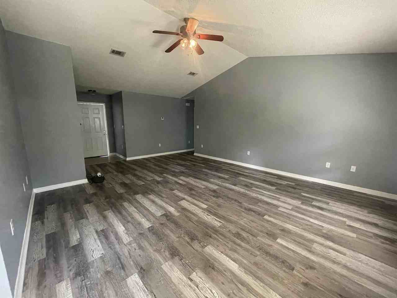 192 Mary Ln #1 - Photo 3 of 25