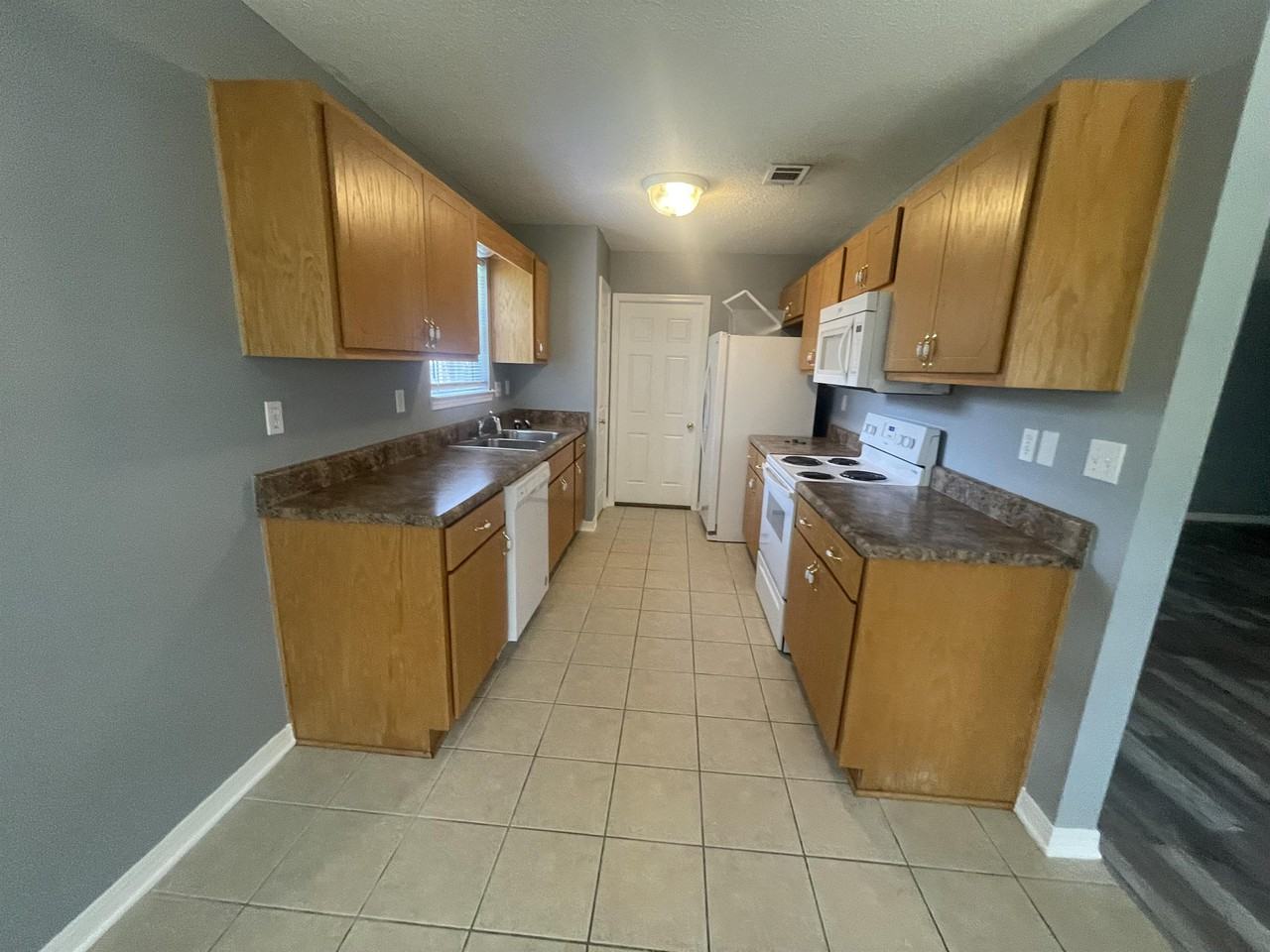 192 Mary Ln #1 - Photo 6 of 25