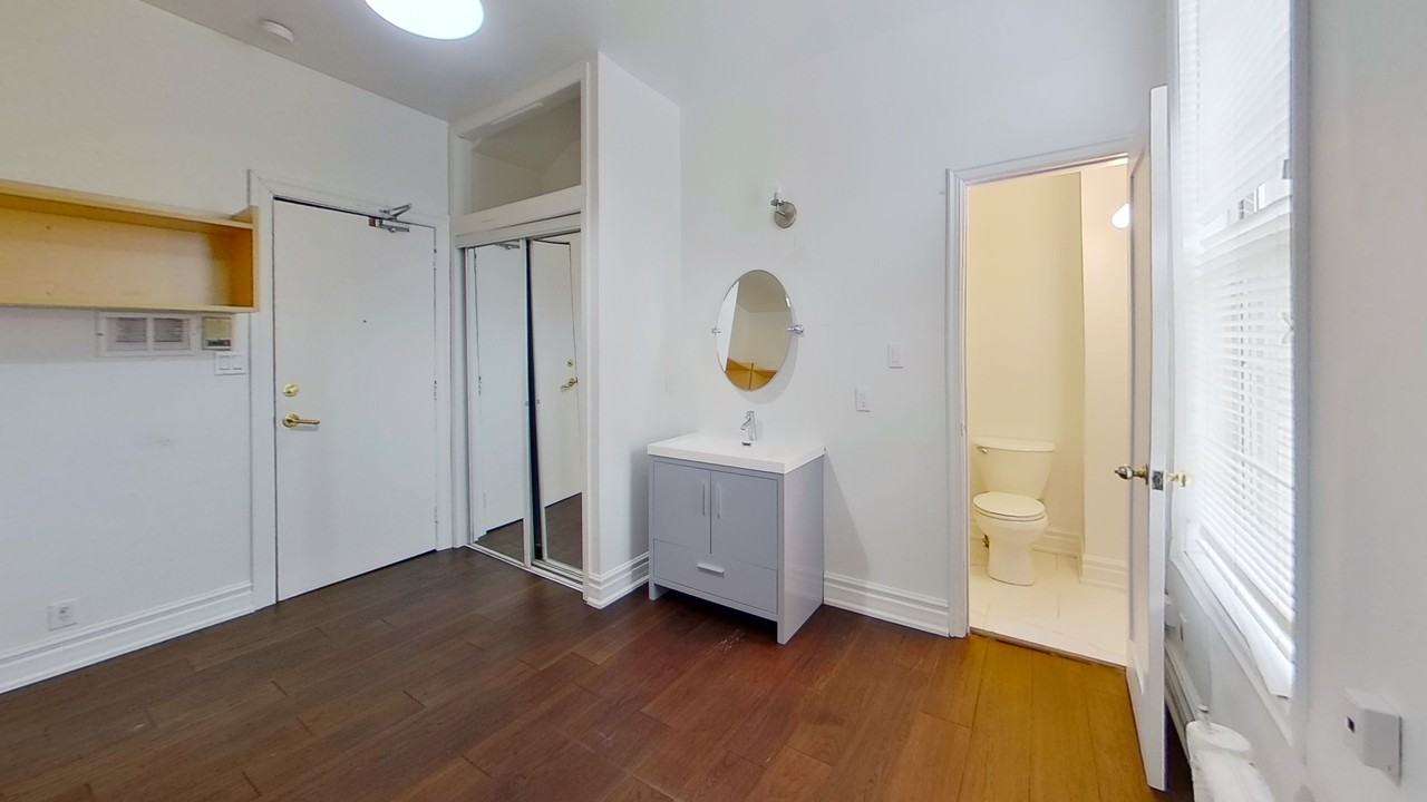 273 St. George St #4 - Photo 5 of 13