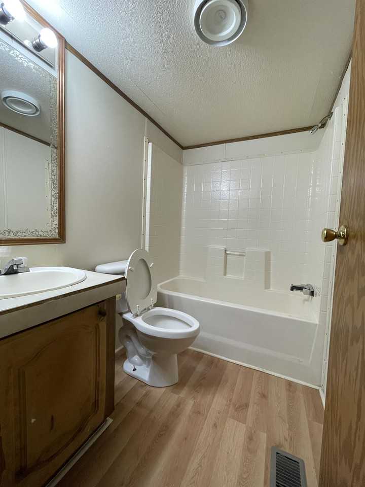 17845 Calaina Dr #35 - Photo 3 of 6