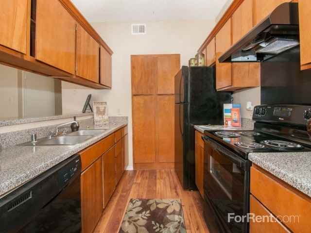 Waterford On The Meadow - Photo 2 of 6