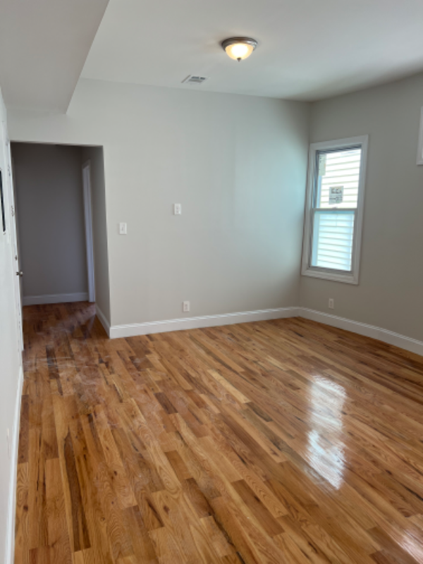 147 Ridgewood Ave #1 - Photo 3 of 23