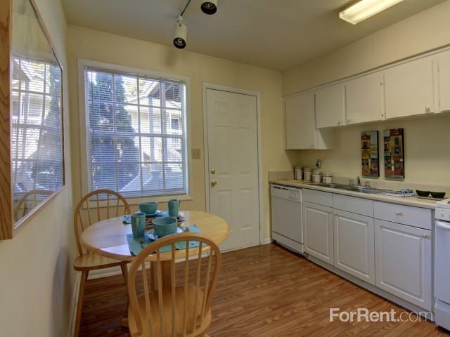 Galleria Courtyards - Photo 3 of 15