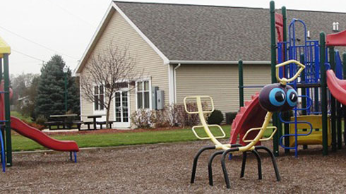 5911 S Waverly Rd - Photo 2 of 9