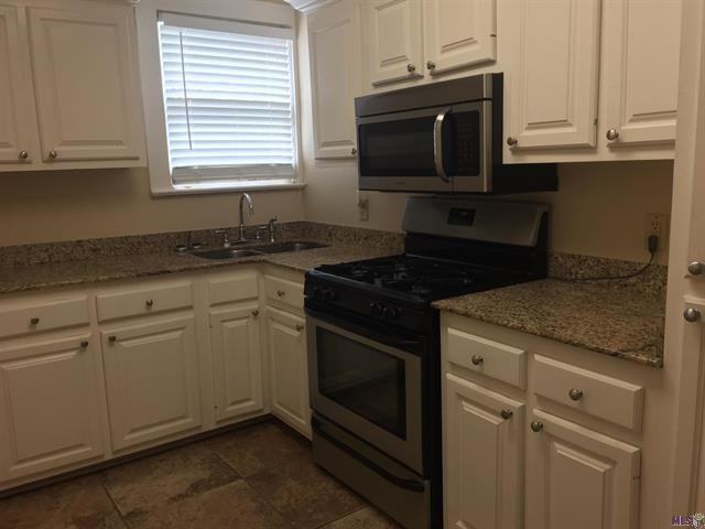 970 970 NORTH ST 1 - Photo 2 of 2