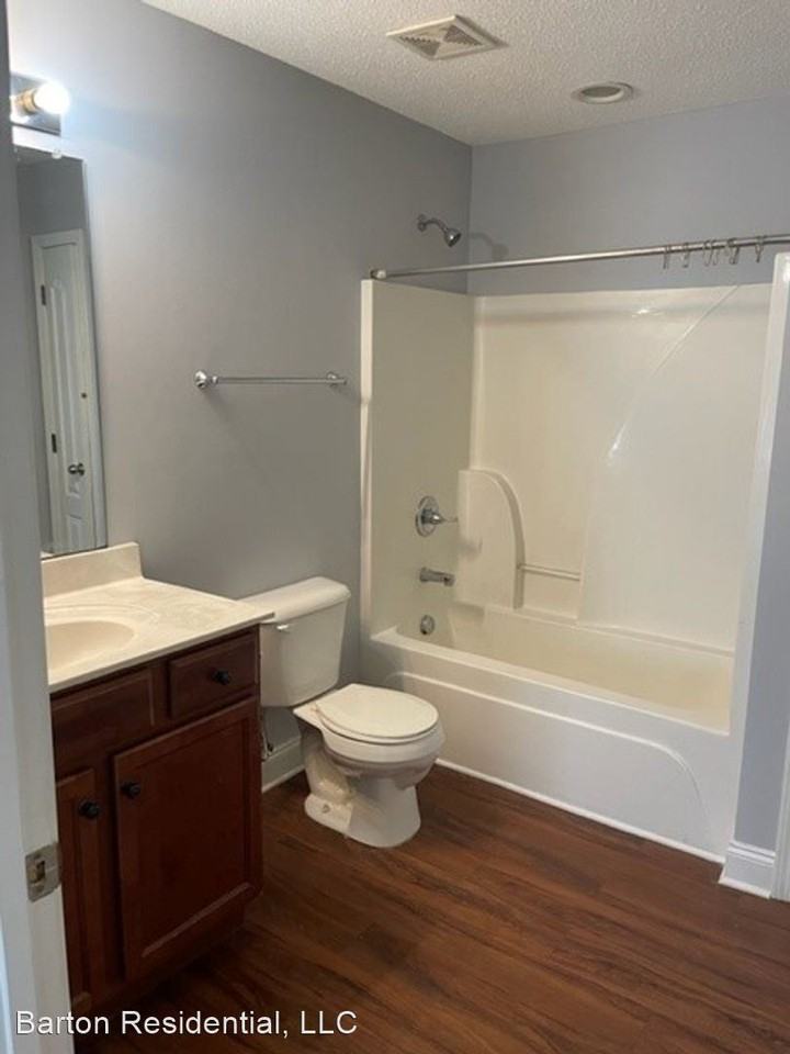 720/734 Robb Ave - Photo 3 of 6