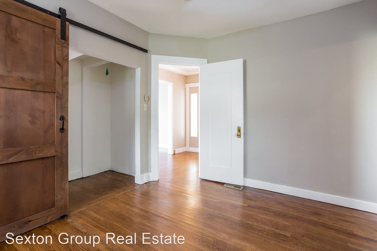 715 Rand Ave - Photo 3 of 13