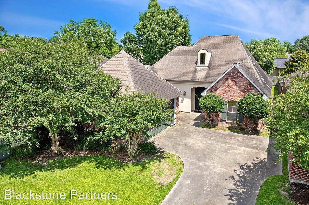 10151 Hillmont Ave - Photo 3 of 19