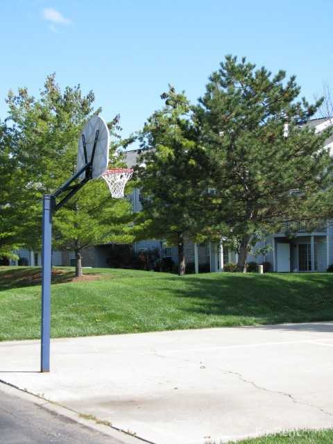 Club Meridian Apartments - Photo 3 of 27