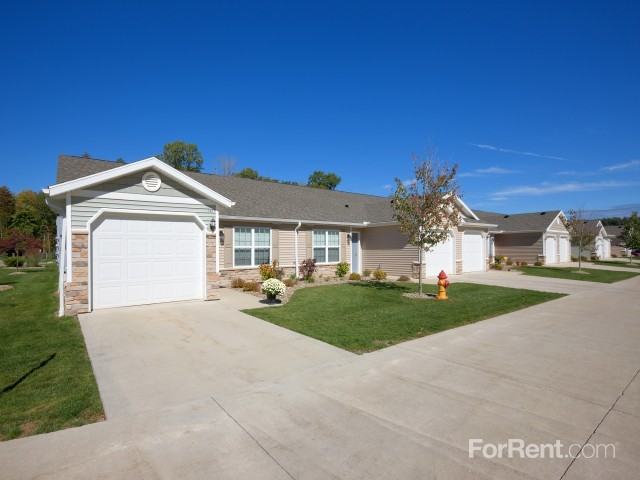 Waterstone Landing by Redwood - Photo 3 of 7