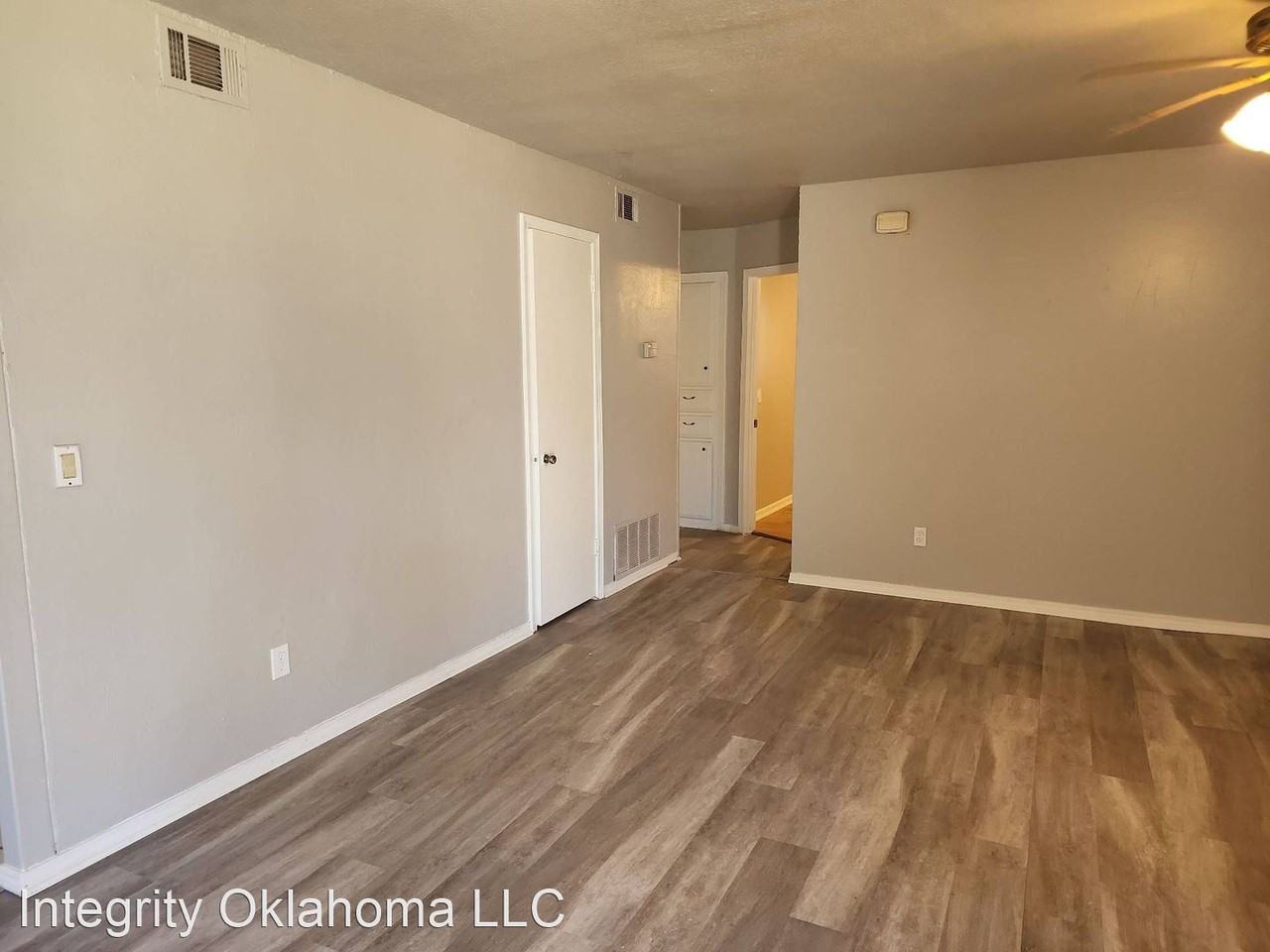 2744 Sw 64th St - Photo 3 of 21