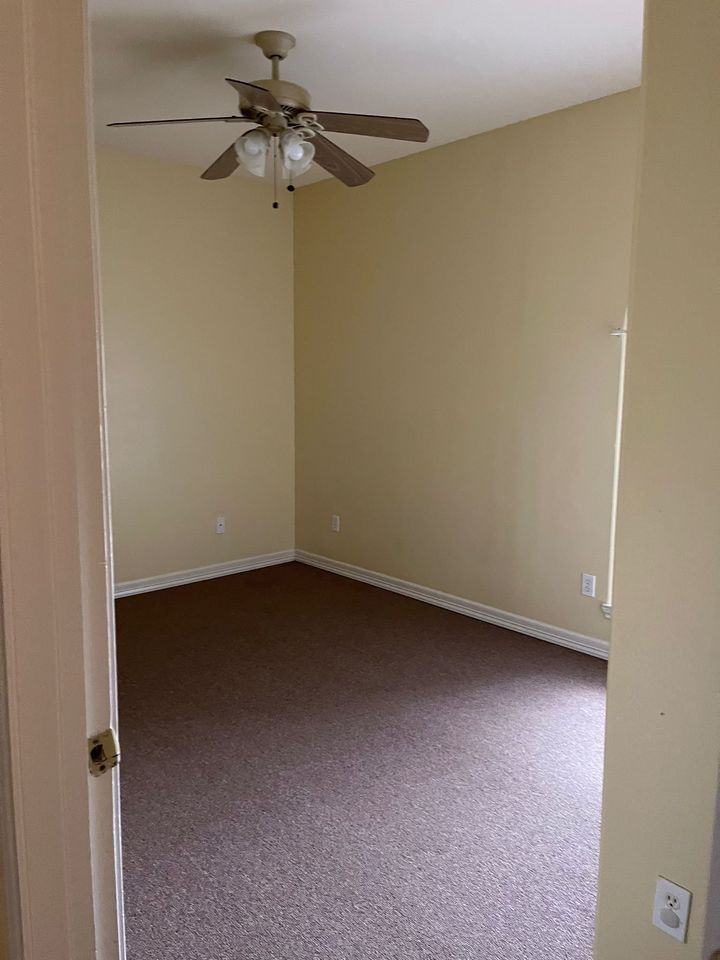 608 Buena Vista Dr - Photo 3 of 12