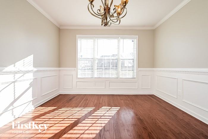 5100 Redcoat Ln - Photo 3 of 15