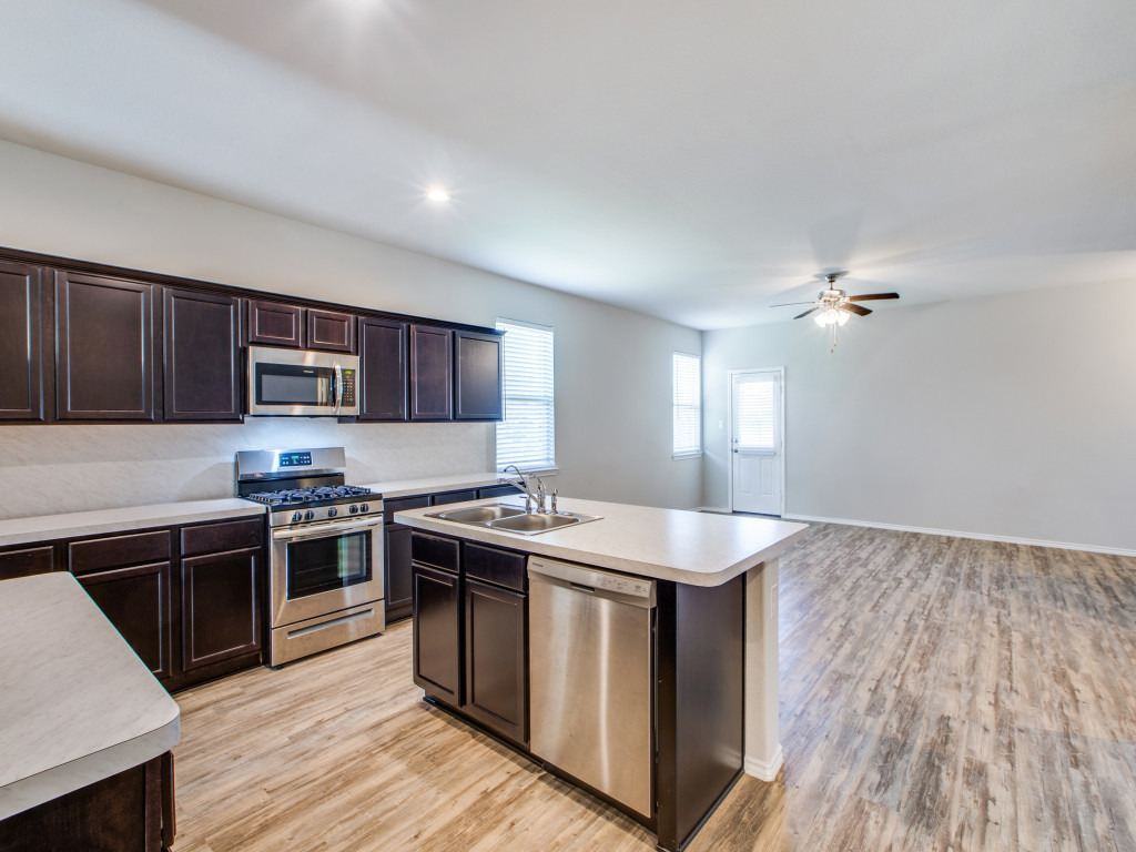 Amber Pines at Fosters Ridge - Photo 7 of 24