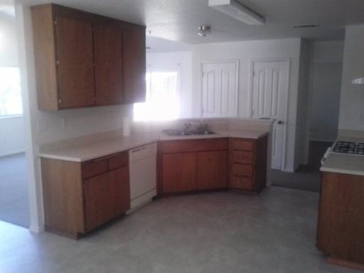 3847 Red Bluff Ave - Photo 3 of 8