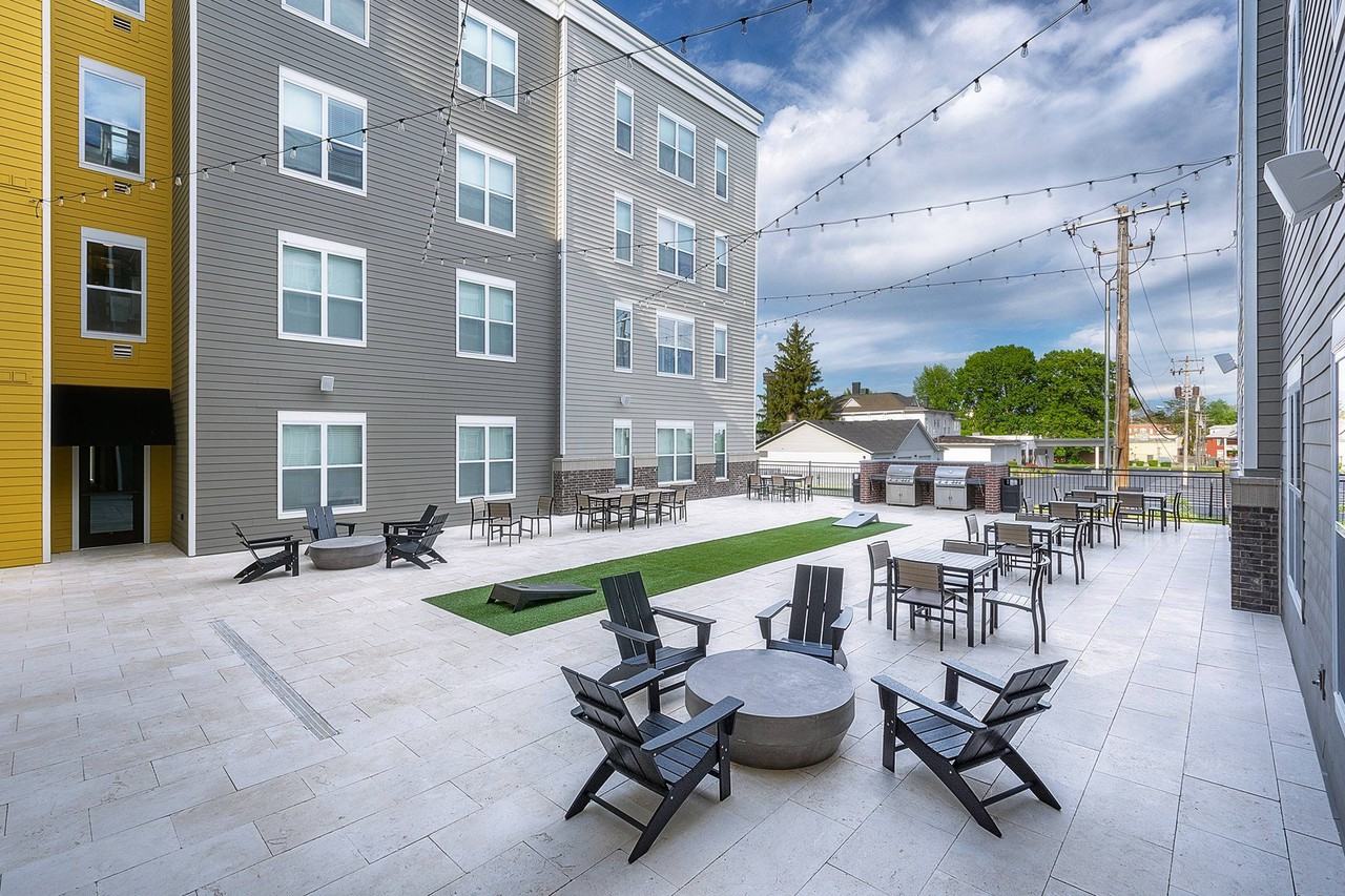 Vue on Walnut | Student Housing - Photo 2 of 38