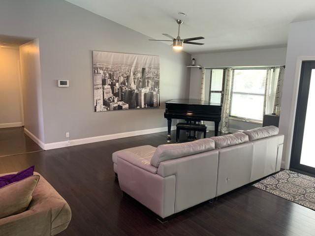 5041 Nw 64th Dr - Photo 2 of 8