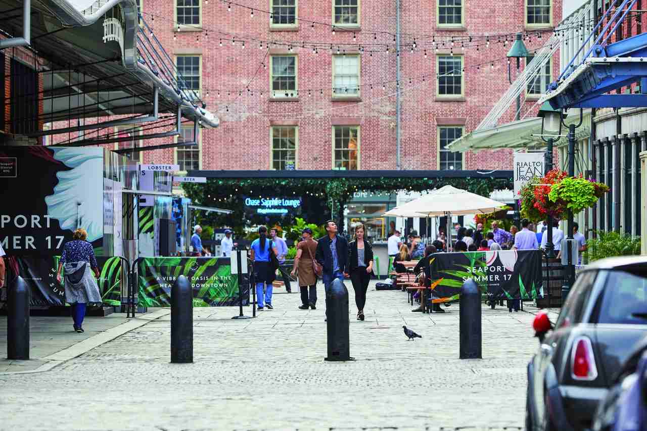 Historic Front Street - Photo 3 of 11