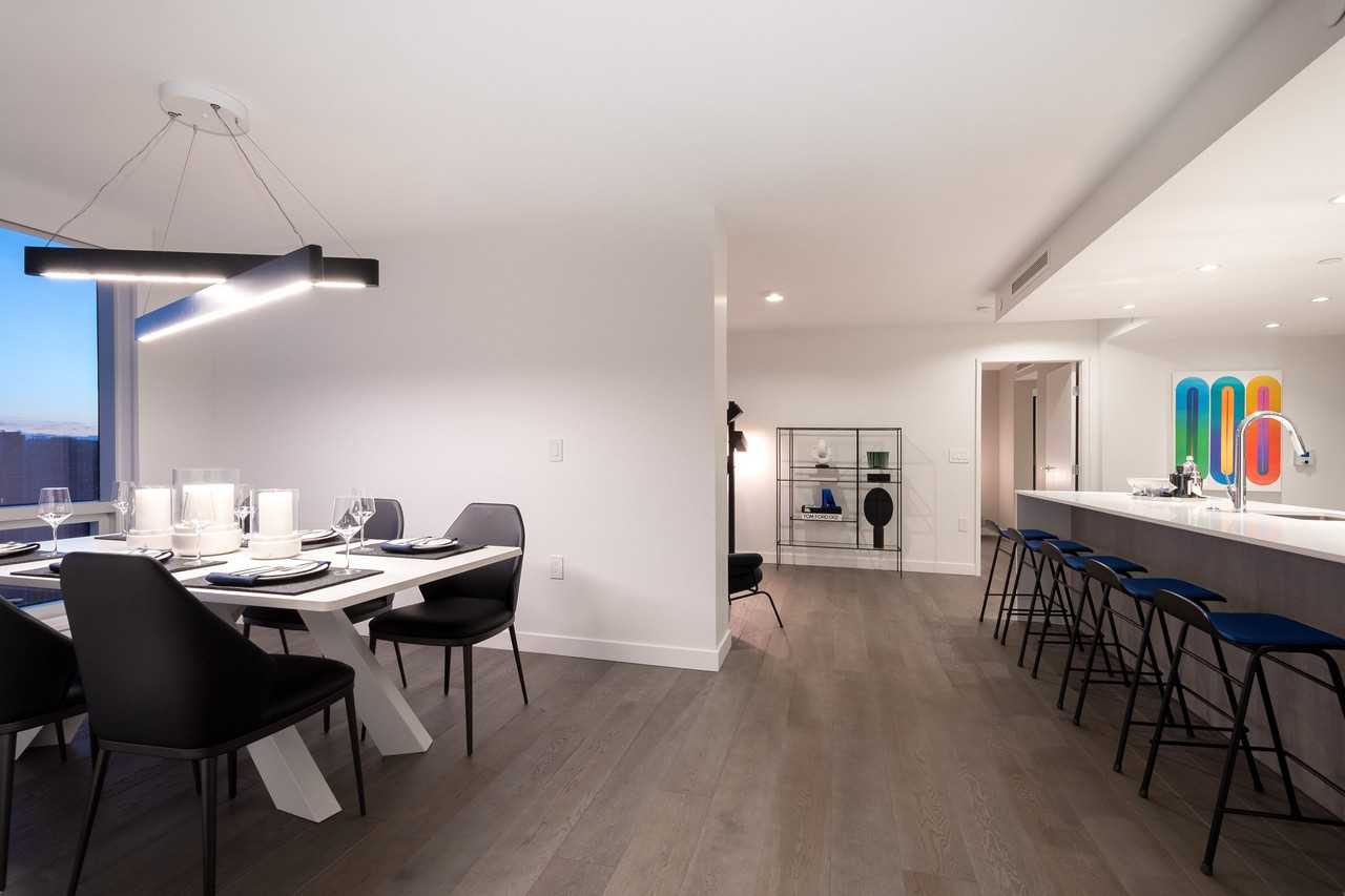 1111 Richards Street #1204