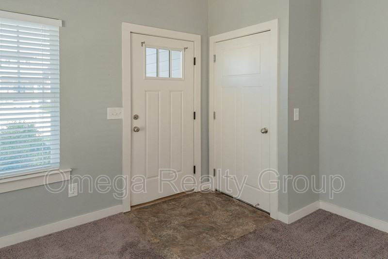 846 Kent Dr - Photo 6 of 37