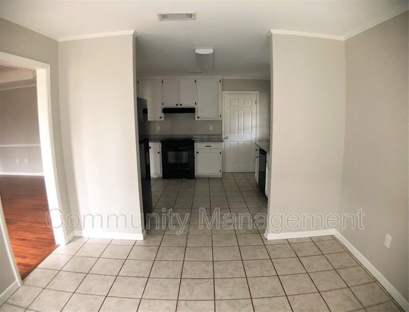 7910 Bayou Fountain Ave - Photo 5 of 12