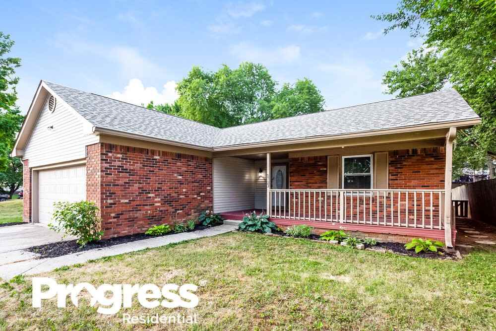 5723 Ensenada Ave - Photo 3 of 16