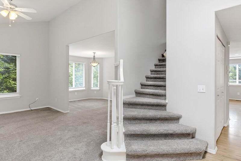 15915 66th Ave Nw - Photo 2 of 32