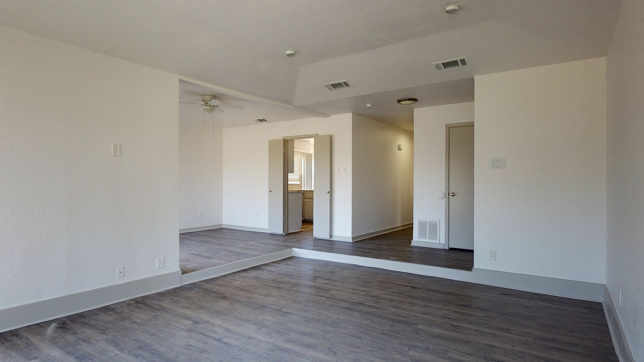 ZZZ - Trellis Place Duplexes - Photo 5 of 18