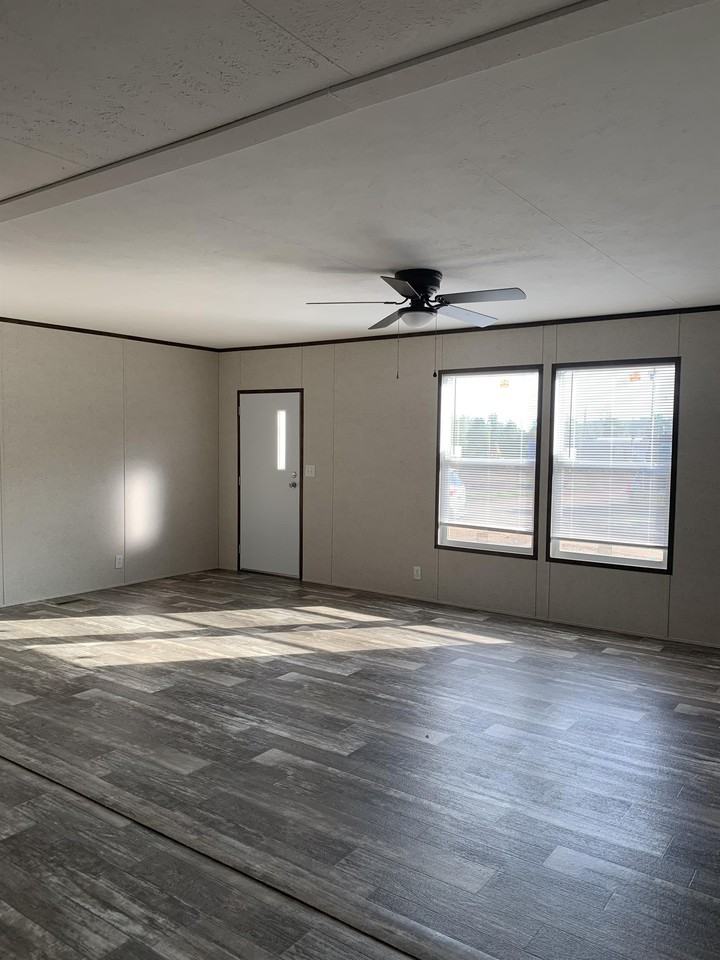 104 104 Bristol Street #1 - Photo 2 of 11