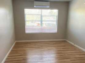 310 W Thatcher St - Photo 1 of 1