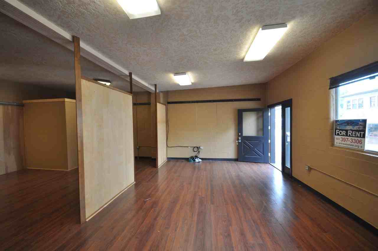 32 S Nehalem St #1 - Photo 3 of 11