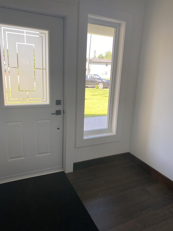 37 Balderston Crt - Photo 3 of 24