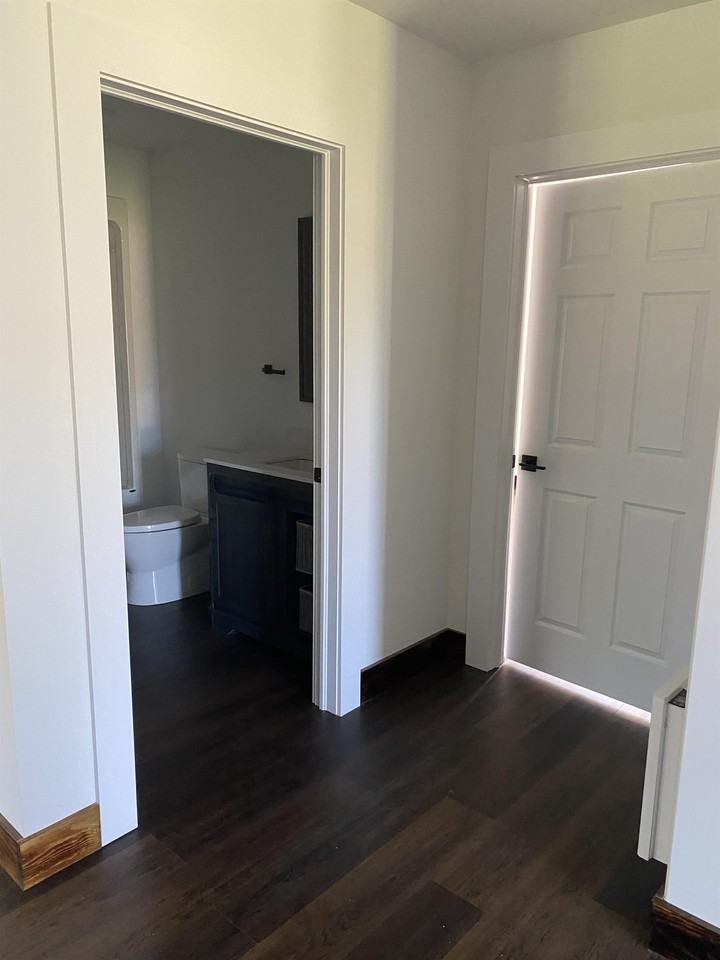 37 Balderston Crt - Photo 5 of 25