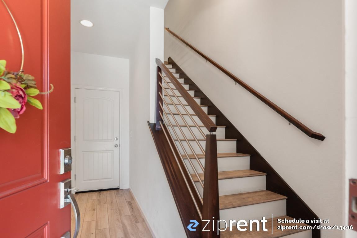 409 Morello Dr - Photo 3 of 21