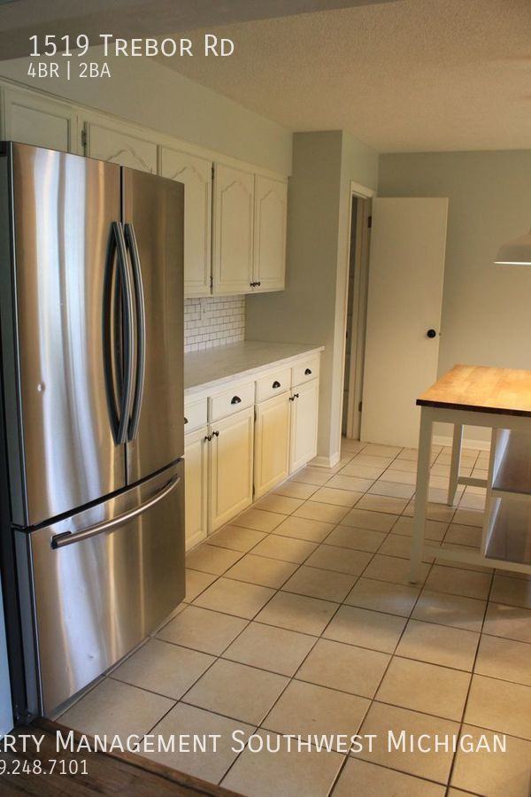 1519 Trebor Rd - Photo 2 of 16