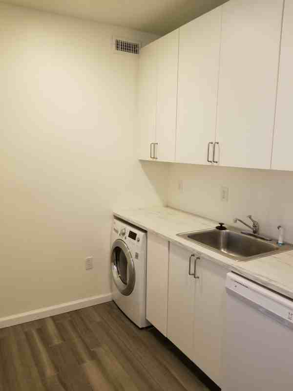 7612 Carteret Rd - Photo 6 of 16