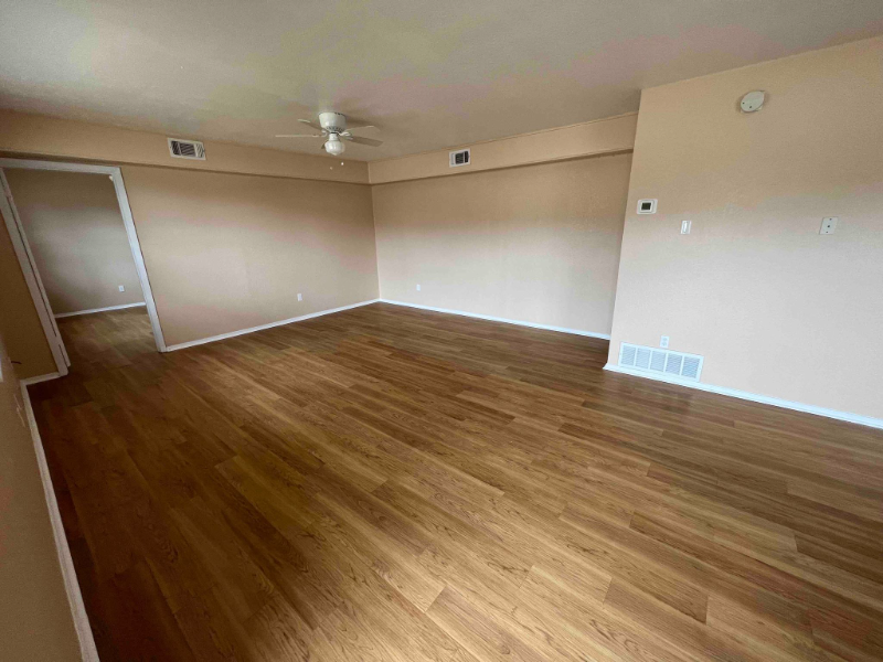 1814 Springlake W - Photo 2 of 8