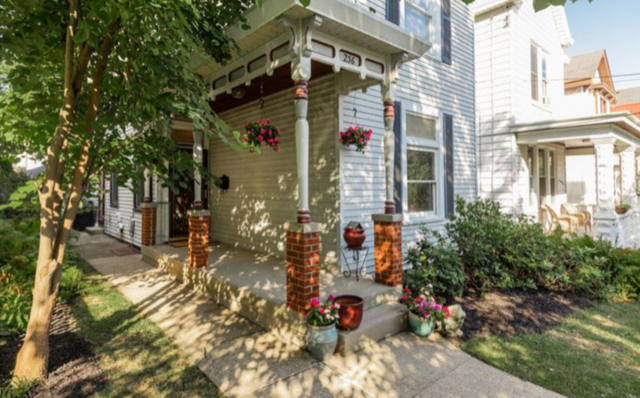 236 Ward Ave - Photo 3 of 12