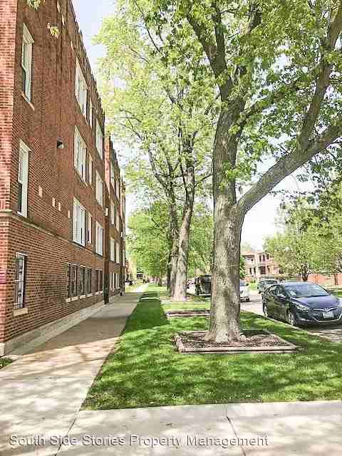 1430 E 69th St/ 6850-52 Dante - Photo 2 of 16