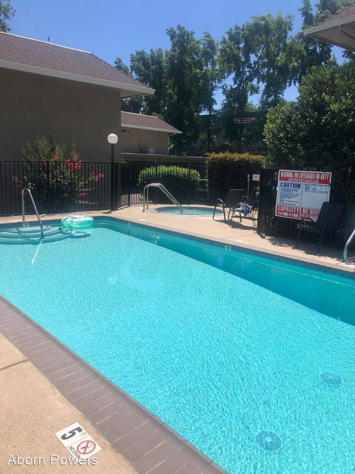 2529 & 2537 Greenwood "Camerado Gardens" - Photo 3 of 9