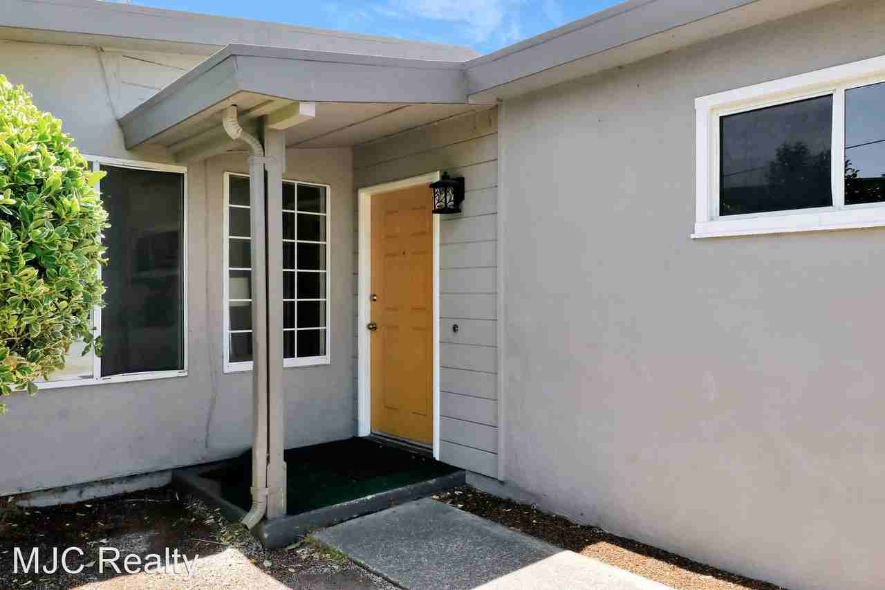 1664 Tulane Ave - Photo 3 of 21