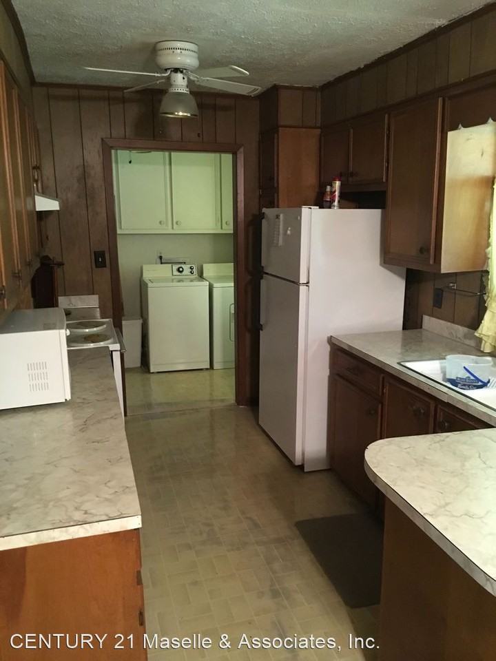 123 Country Pl - Photo 2 of 18