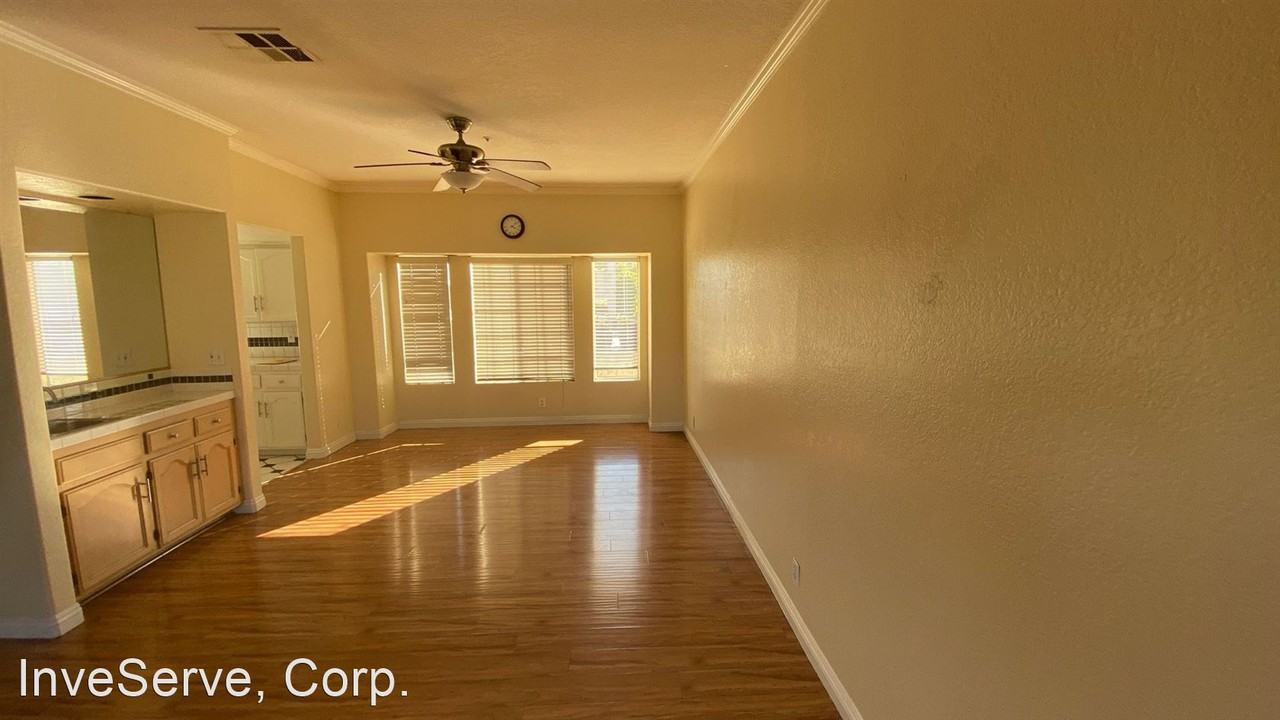 2601 S. BALDWIN AVE. - Photo 2 of 9