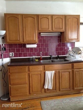 385 Pond Ave - Photo 3 of 4