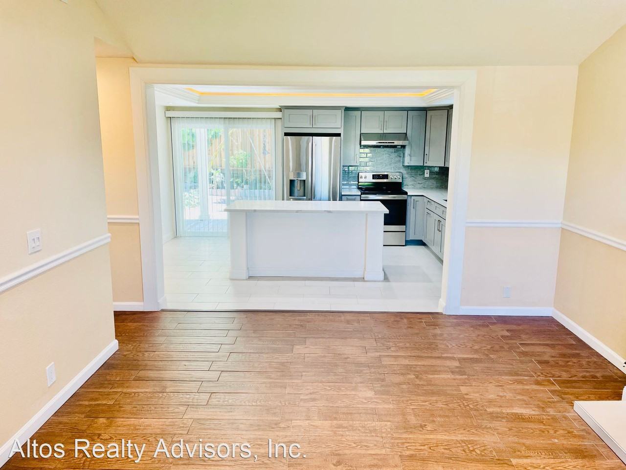 2032 Nunes Dr - Photo 2 of 17