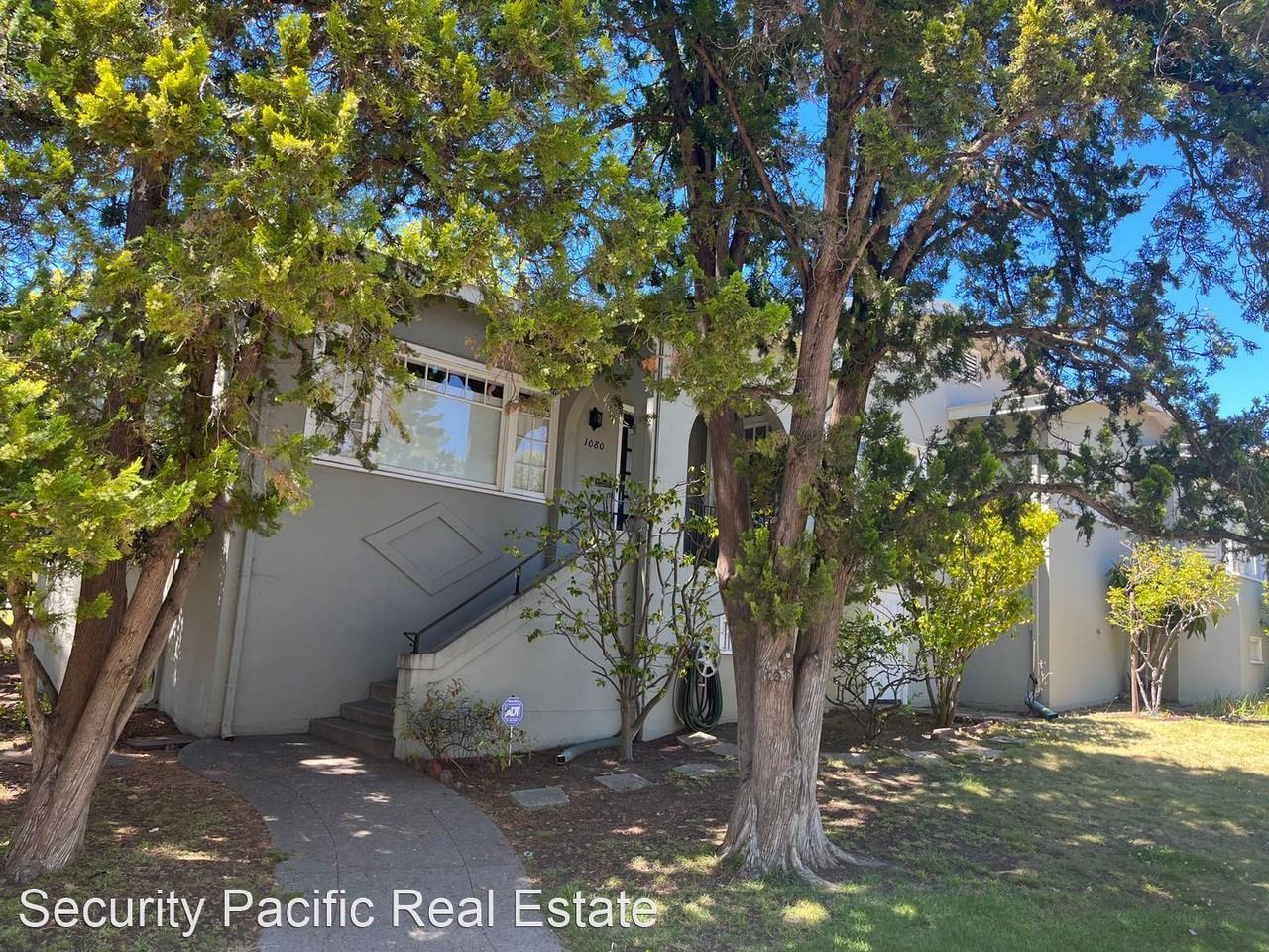 1080 Monterey Ave - Photo 3 of 50