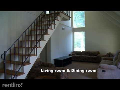 1040 N Pleasant St - Photo 3 of 4